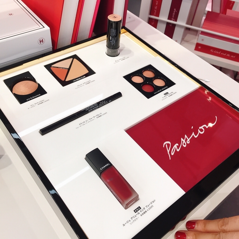 シャネルのポップアップ、PASSIONメイクのラインナップ