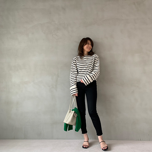 「AKTE」のバスクボーダープルオーバー ¥10,450