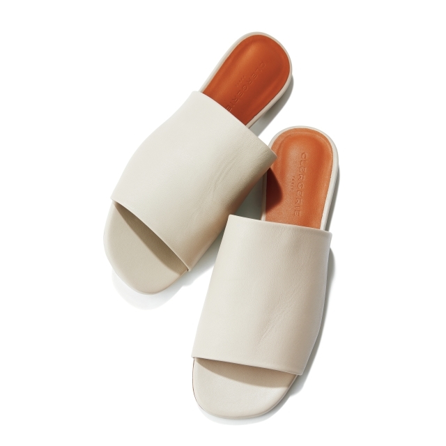 靴(H1)¥52,800/エスケーパーズオンライン(クレジュリー)