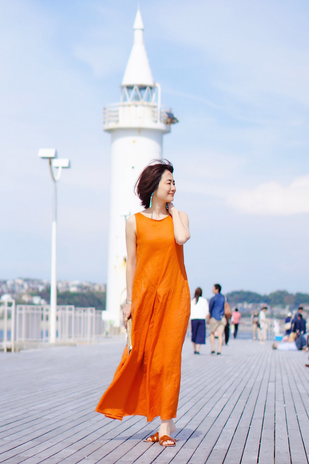 5ページ目 まとうだけで素敵に エクラ華組のワンピース着こなしテク 五選 Web Eclat 50代 女性のためのファッション ビューティ ライフスタイル最新情報