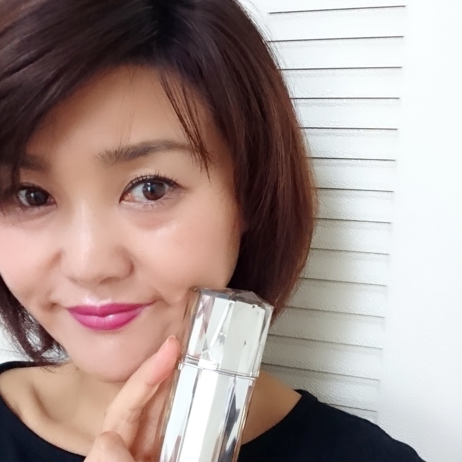 肌を目覚めさせるコア美容液_1_4
