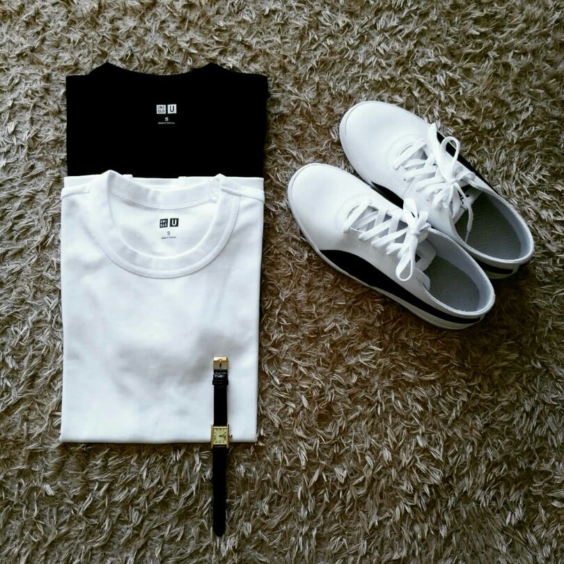 saleで買った息子シューズと共に。モノトーン好き。