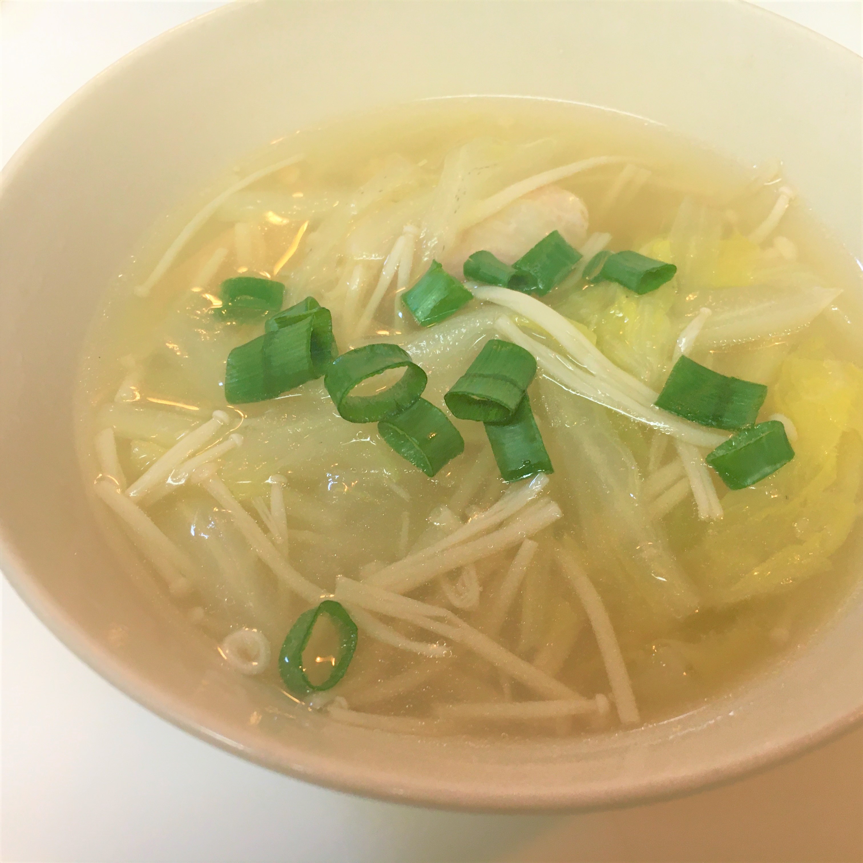 からだ温まる 白菜とえのきのしょうがスープ チームjマダム ゆきのブログ チームjマダムブログ Web Eclat