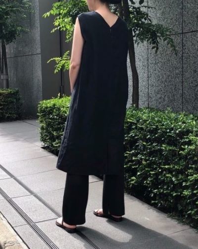 E by eclat リネンノースリーブチュニック ¥19,800