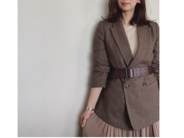 打ち合わせ兼ランチコーデ tops:IENA skirt:Plage ベルト: UNIQLO×イネスコラボ レザーワイドベルト ¥2990円+税