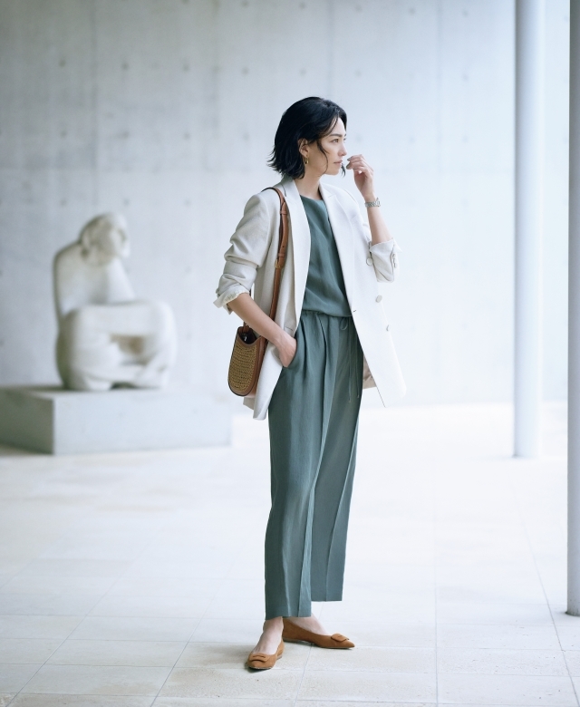 誰もがスタイルアップできる計算された美シルエット