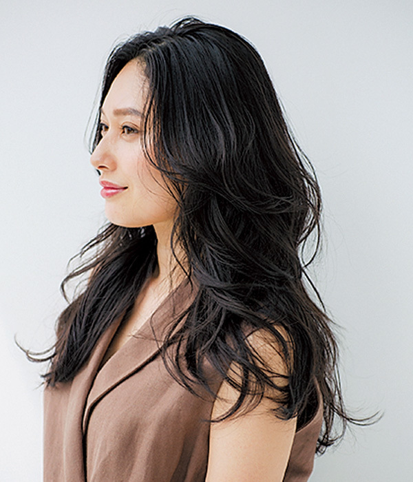 横から見た人気ロングヘアスタイル9位の髪型