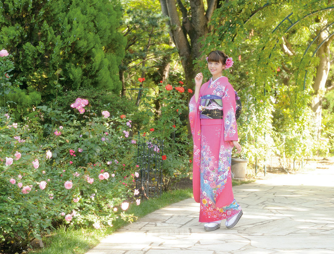 ジョイフル恵利のロケーション撮影で最高可愛い振袖写真を♡