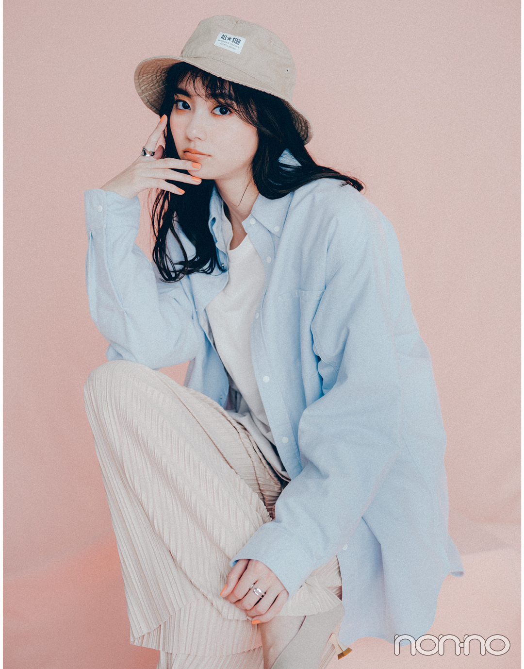 新川優愛が着る2021年春の“着たいものファースト”なコーデレッスンメンズシャツ