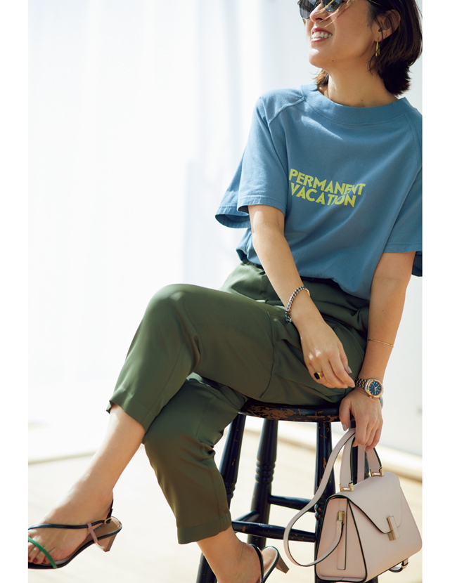 ロゴTシャツでストリート感をプラス 【スタイリスト大草直子の「おしゃれ塾」】