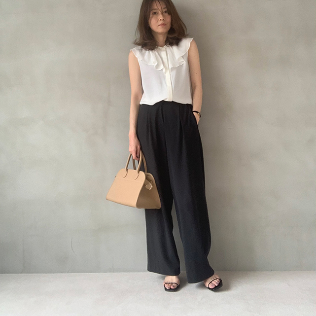 夏、「黒のパンツ」って履きますか?【エディター伊藤真知の「プチプラ」は40代からがもっと楽しい!#02】_1_10