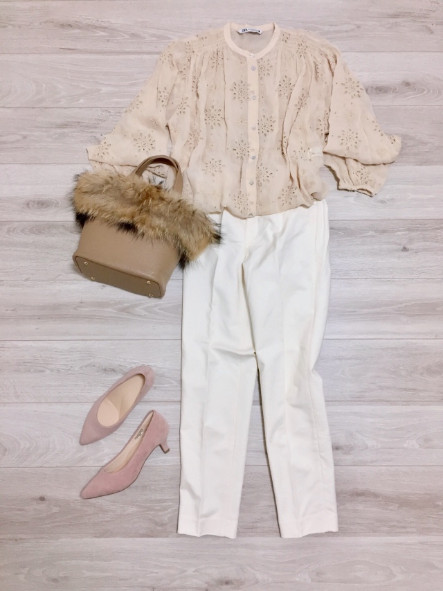 イロチ持ち Uniqloスマートアンクルパンツ Momoko Fashion ファッション誌marisol マリソル 40代をもっとキレイに 女っぷり上々