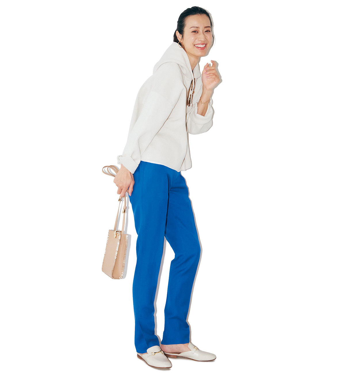 出かけたくなる春パンプス2