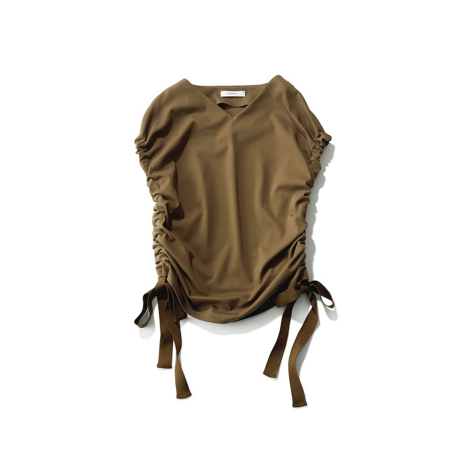 ファッション ADOREのカットソー