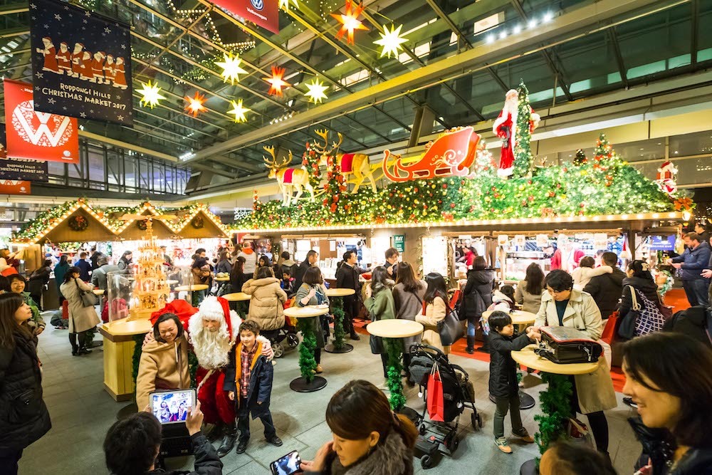 国内でも有数の老舗クリスマスマーケットでは、ドイツのクリスマス気分が満喫できる