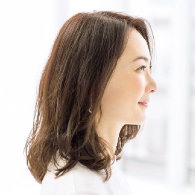 梅雨どきに困る「髪の広がり問題」を回避するおすすめヘアスタイル!_2_2