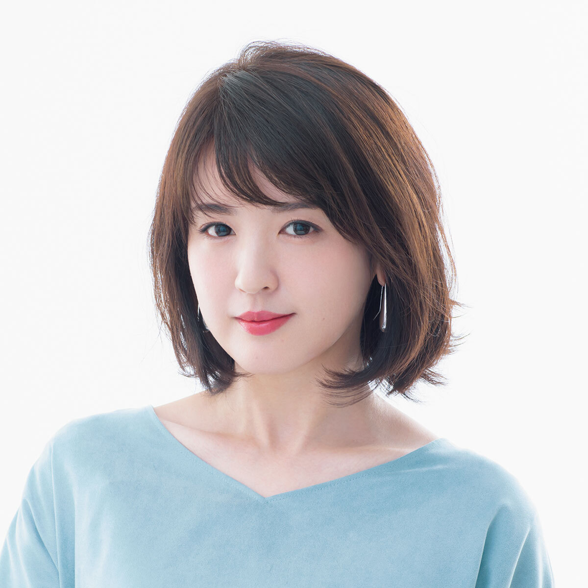 前から見た 40代人気ヘアスタイル3位