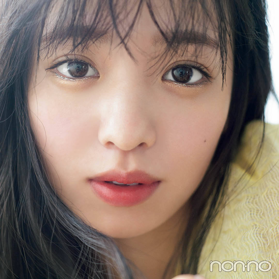 横田真悠がお手本 守りたくなるbabyフェイスを作るポイント 今どきbabyフェイス Non No Web ファッション 美容 モデル情報を毎日お届け