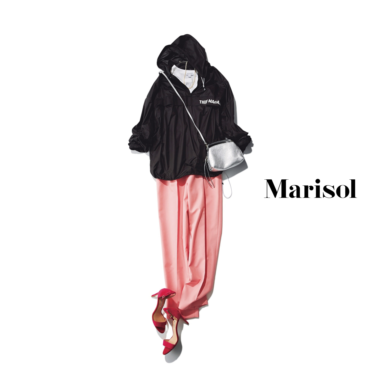 夫と一緒にドライブ 大人のスポーティコーデなら自然とアクティブに 8 16コーデ ファッション誌marisol マリソル 40代をもっとキレイに 女っぷり上々
