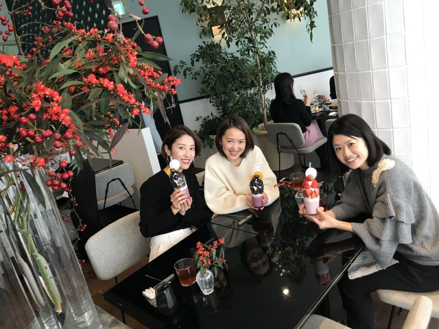 インスタ映え!な「スムージーボンボン」をデザートに頂きました♡