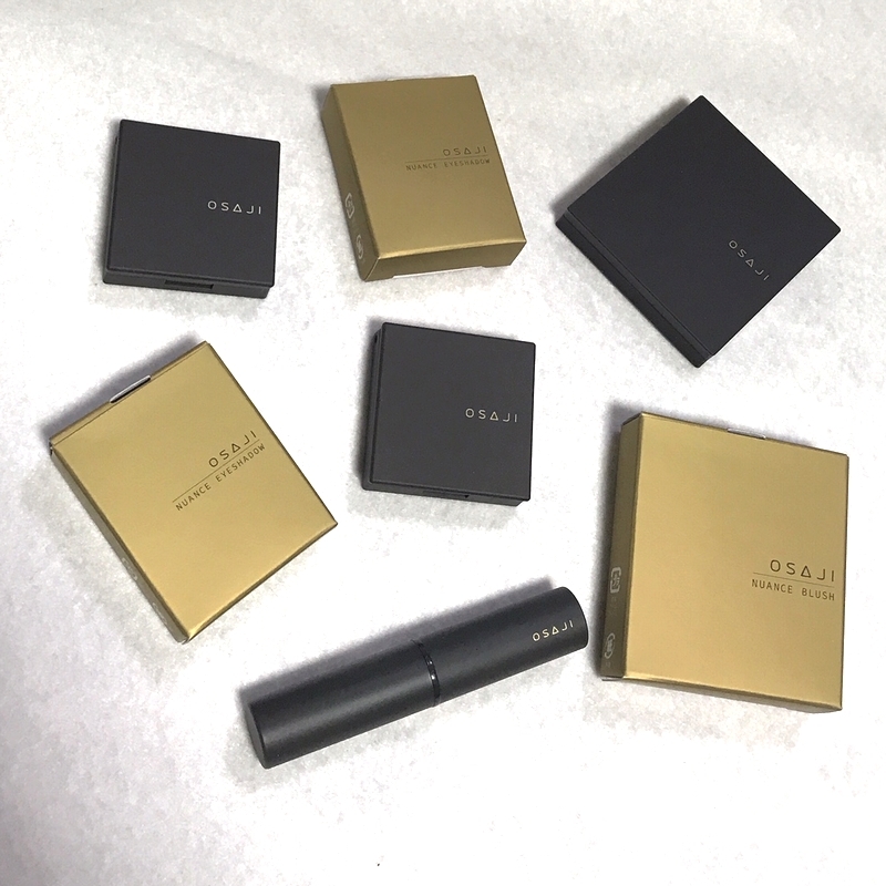 OSAJIのメイクアップラインのパッケージ