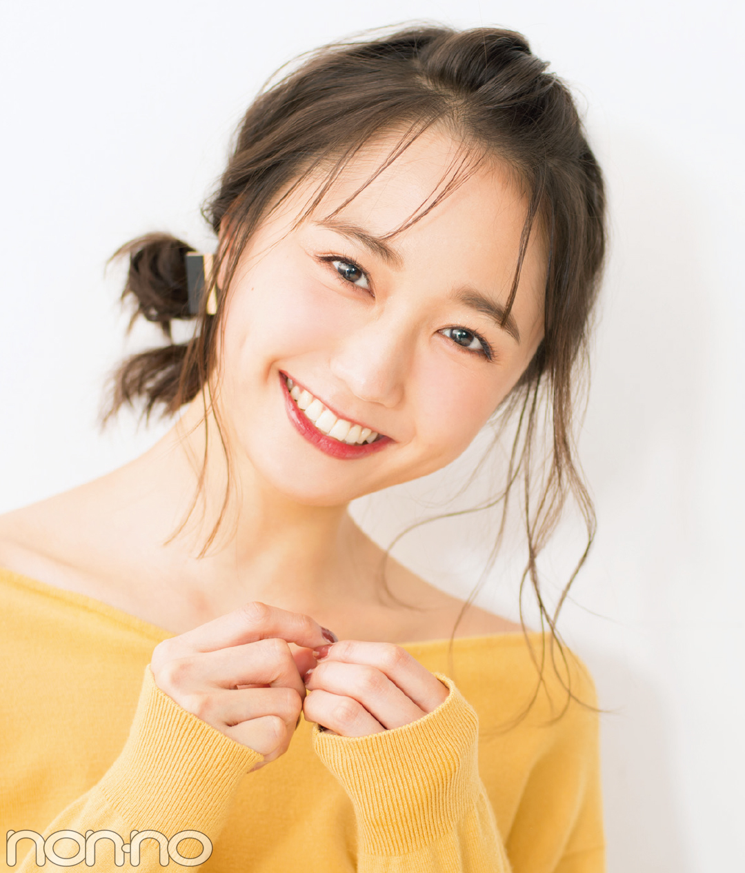 ミディアムさんの鍋パヘアアレンジ、束感のある後れ毛がポイント★_1_1