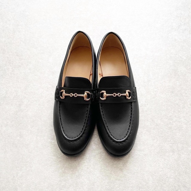 Gu秋物 メンズライクな今旬アイテム Tomomiyuコーデ ファッション誌marisol マリソル Online 40代をもっとキレイに 女っぷり上々