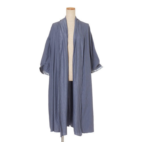 冷房対策に便利 リラックスモードな大人のカーディガン Web Eclat 50代女性のためのファッション ビューティ ライフスタイル最新情報