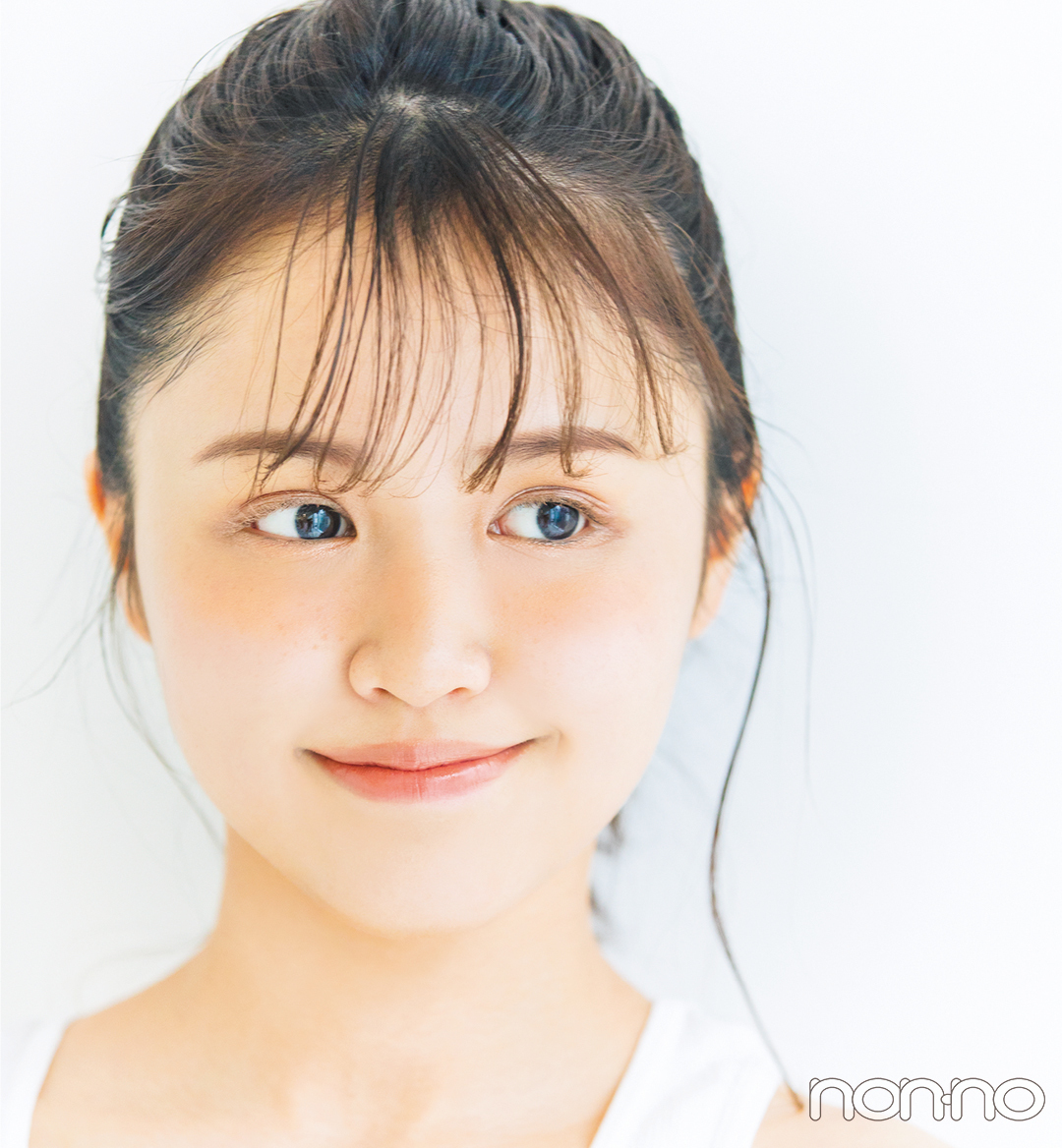 人気Youtuberの「色素薄く見えるヘアメイク」ぜんぶやってみた!_1_15