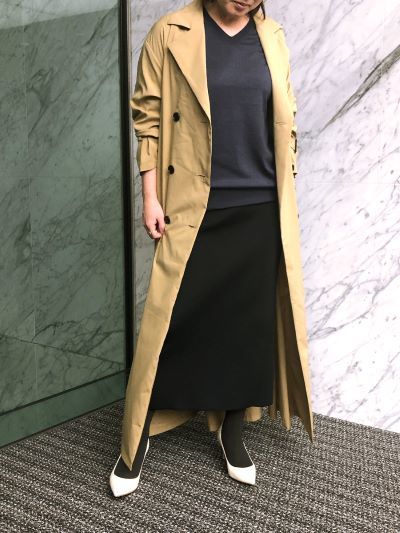 村山佳世子×SLOANE 【スタイリスト村山佳世子さん別注】ウールシルクカシミヤVネック ¥29,000+税
