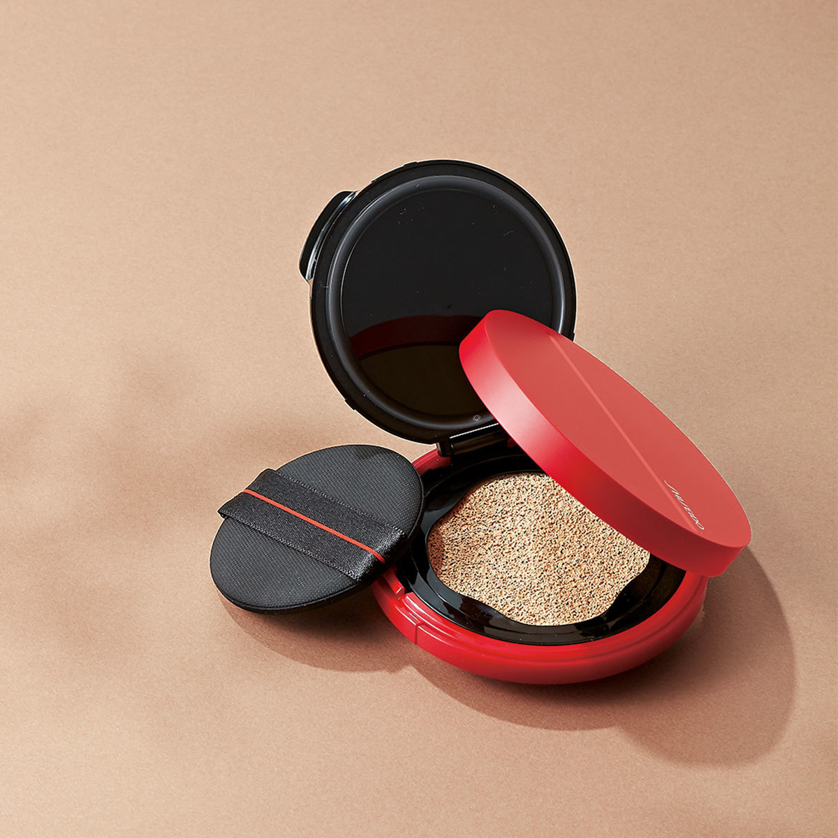 SHISEIDO シンクロスキン グロー クッションコンパクト