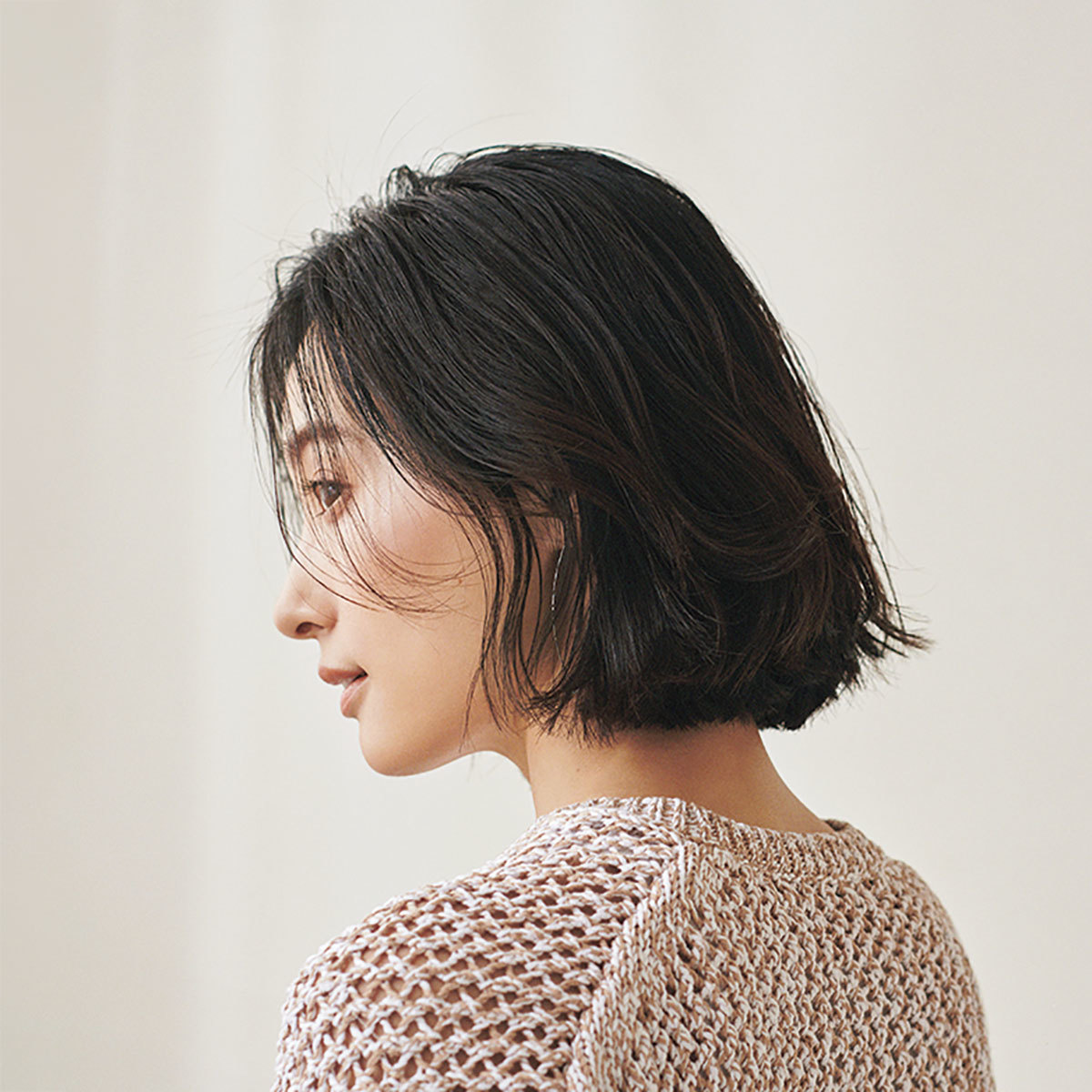 横から見た40代に似合う髪型 ヘアスタイル人気ランキング3位