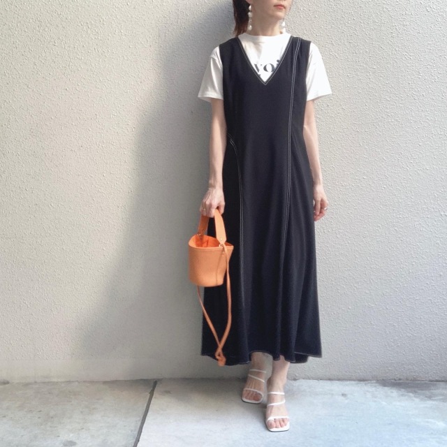 やっぱり頼れる 美シルエットな夏の黒ワンピースコーデ ファッション誌marisol マリソル 40代をもっとキレイに 女っぷり上々