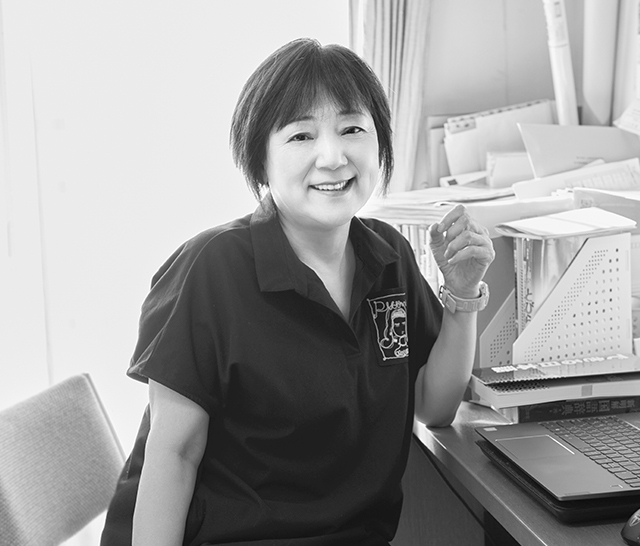 日本語教師 佐藤美奈子さん(63歳) 2つの仕事をかけ持ちし、求められる喜びを知る