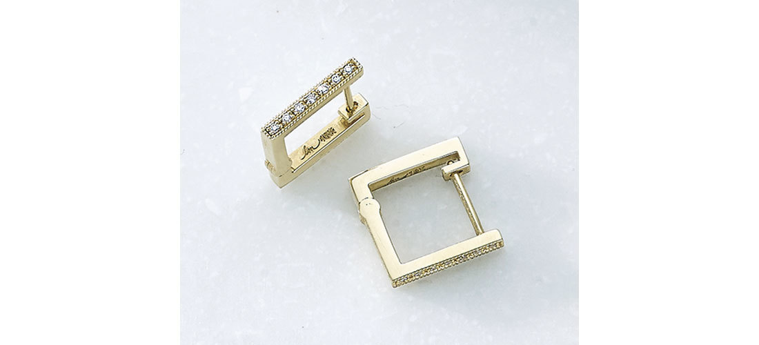 ピアス(K18YG×ダイヤモンド)¥154,000/ディアリウム 渋谷スクランブルスクエア店(リジーマンドラー)