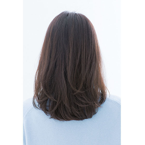 後ろから見た40代に似合う髪型 ヘアスタイル人気ランキング5位