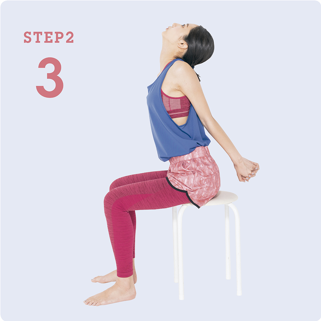 2ページ目 簡単 猫背矯正ストレッチ キャットレッチ 正しい姿勢を手に入れる Non No Web ファッション 美容 モデル情報を毎日お届け