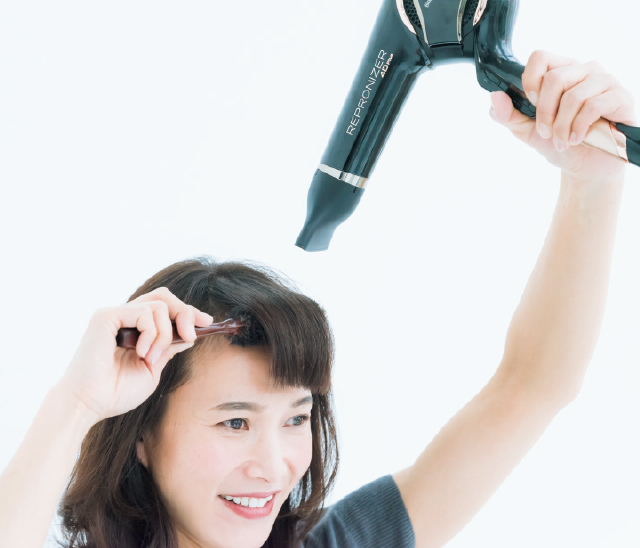 ロールブラシで立体感をしっかり出す