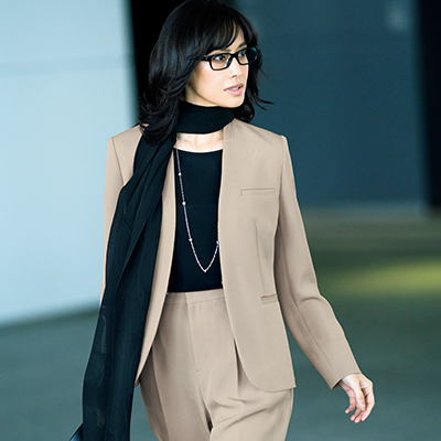 数量は多 ポールスチュアート Paulstuart レディース パンツスーツ ブラック 黒 ぽっきりsale対象 Www Yourazlawyer Com