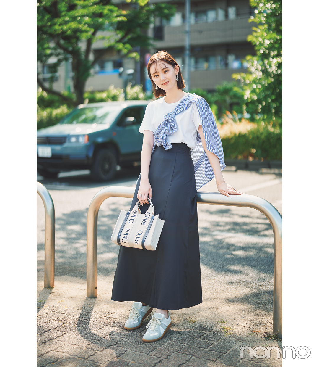 江野沢愛美の私服2−1