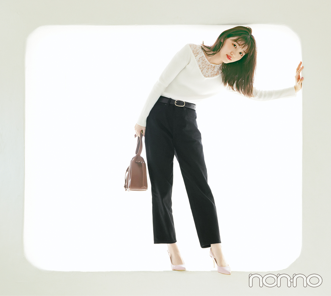 次女・佐々木美玲は「美人見えテーパード」でナチュラルフェミニンに②【坂道3姉妹のデニム】_1_5