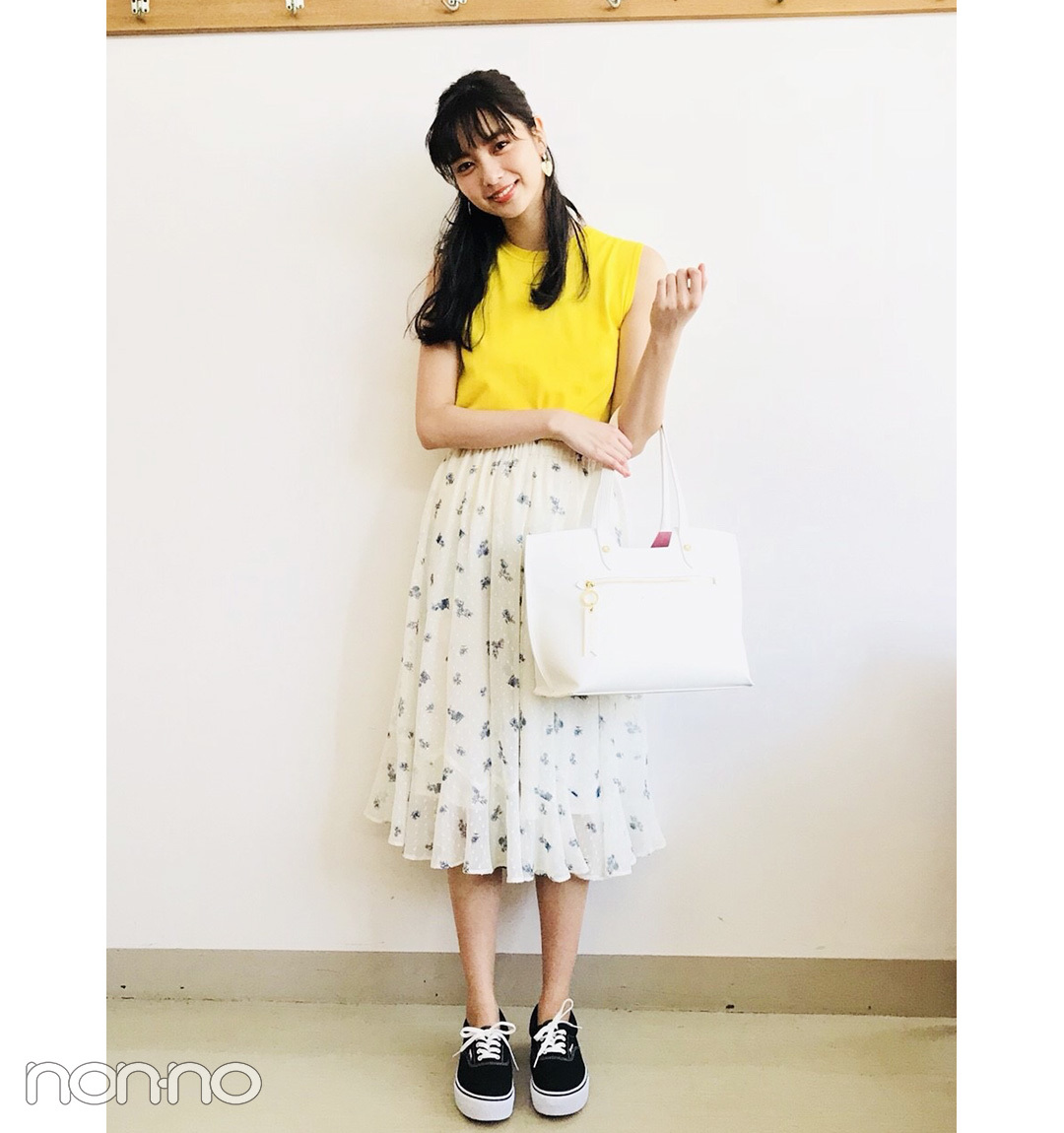 新川優愛の夏っぽイエローがまぶしいバランスUPコーデ【毎日コーデ】_1_1