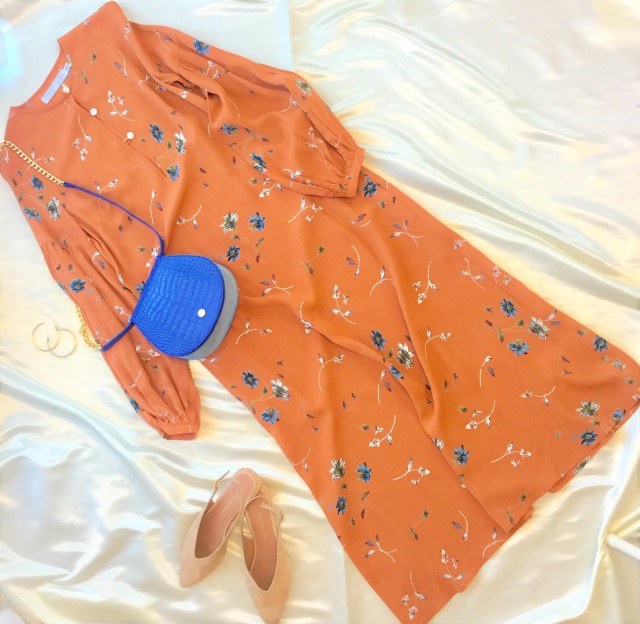 ワンピース:CHRISTY DAWN
ピアス:Spick & Span
バッグ:IACUCCI
靴:MARIAN