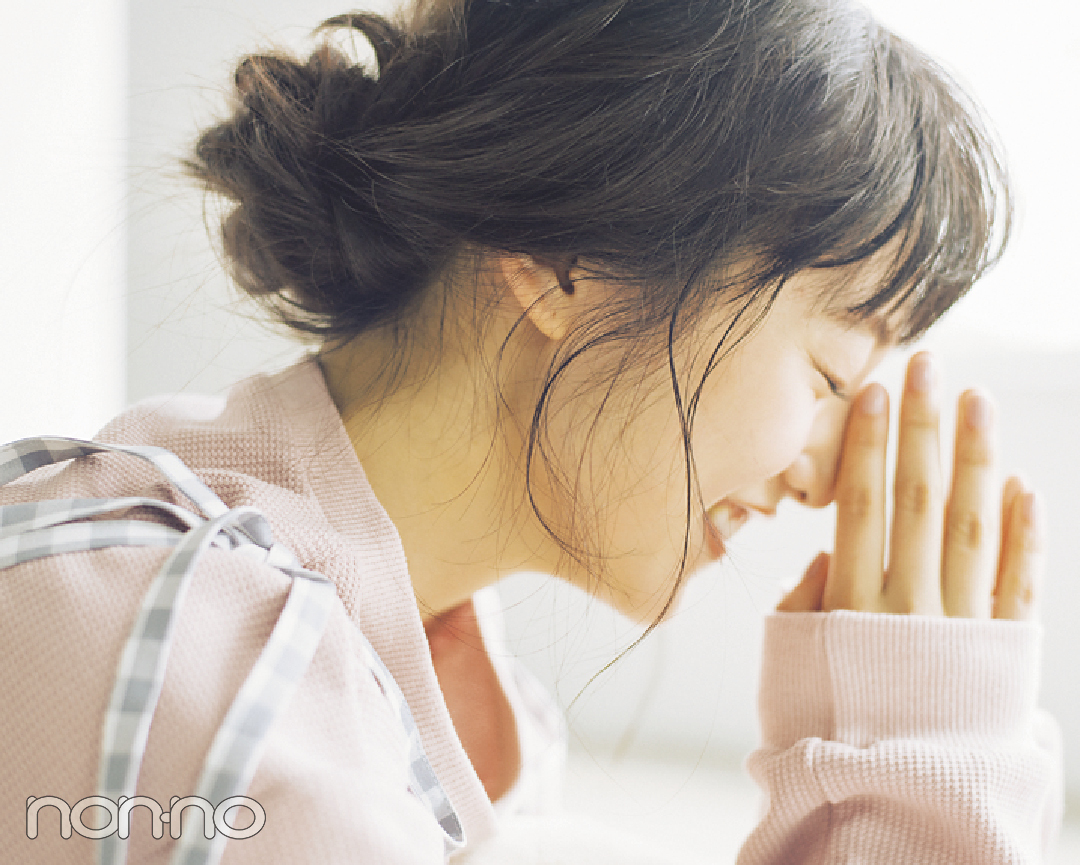 ロングの#彼女感なまとめ髪、ゆるっと低めおだんごでドキッとさせるHOWTO♡ _1_4