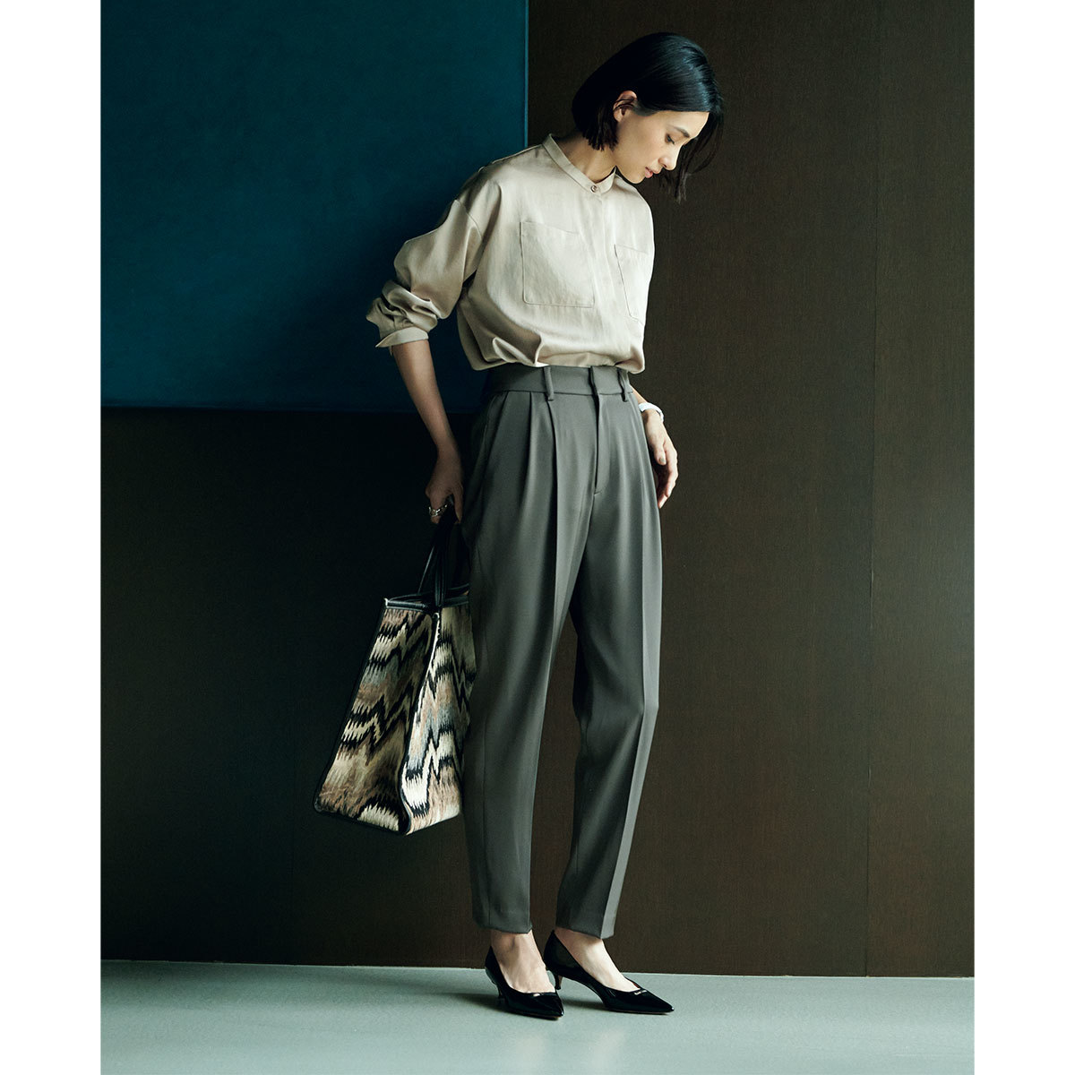 色と素材にこだわった自信作です アラフォーが使いやすいリブニット テーパードパンツ ファッション誌marisol マリソル 40代をもっとキレイに 女っぷり上々