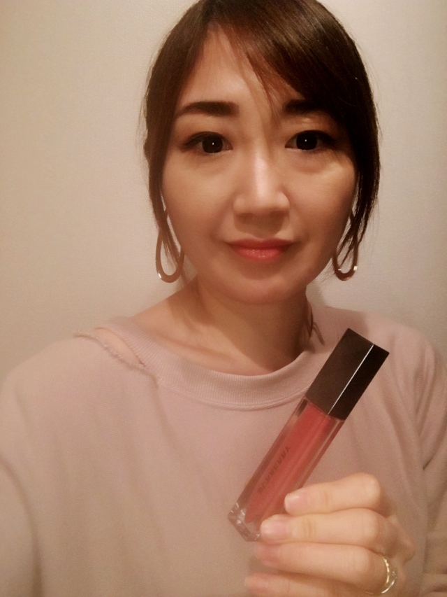 顔馴染み抜群 バーバリーキスグロスno93 Happy Plus One ハピプラワン