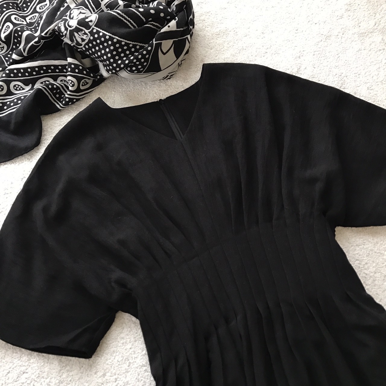 お値段以上な黒ワンピ Happy Plus One ハピプラワン