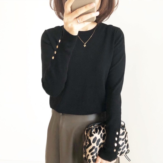 ZARA ベーシックニットセーター 3,990円