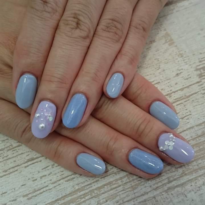 梅雨の準備 5 6月ネイル ファッション誌marisol マリソル Online 40代をもっとキレイに 女っぷり上々