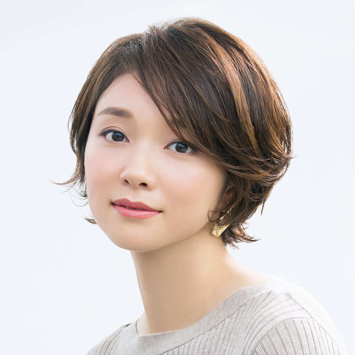 40代に似合う髪型 ショートヘアスタイル人気ランキング7位